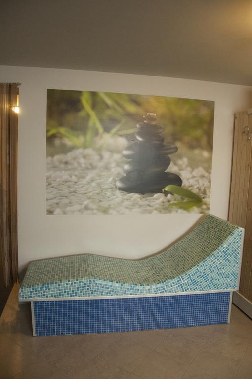 Hotel Kralj Vrnjačka Banja Esterno foto