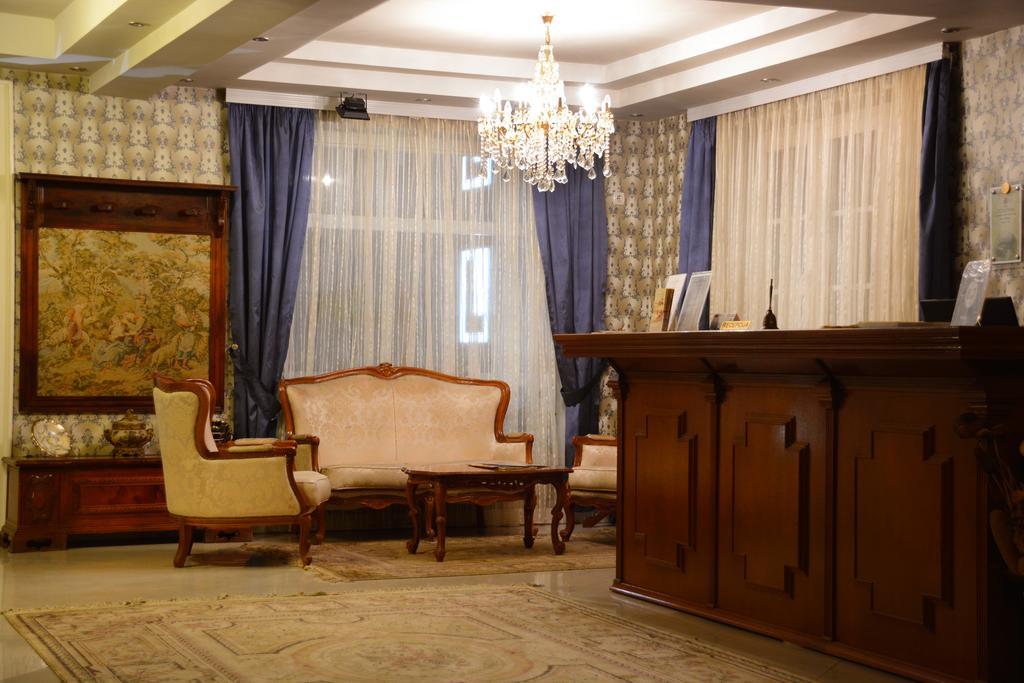 Hotel Kralj Vrnjačka Banja Esterno foto