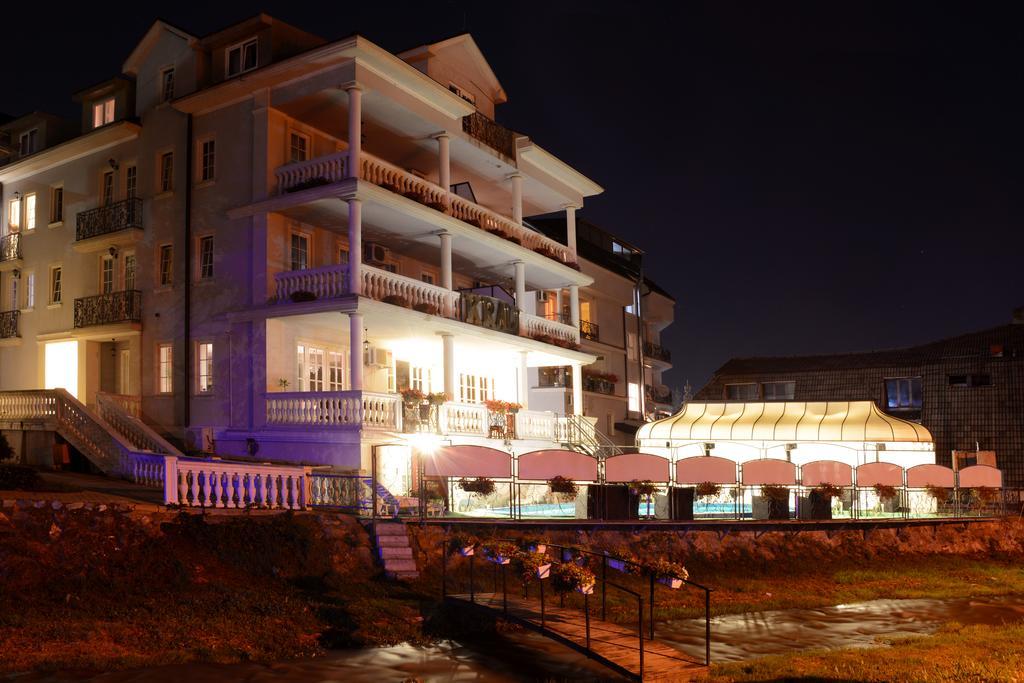 Hotel Kralj Vrnjačka Banja Esterno foto